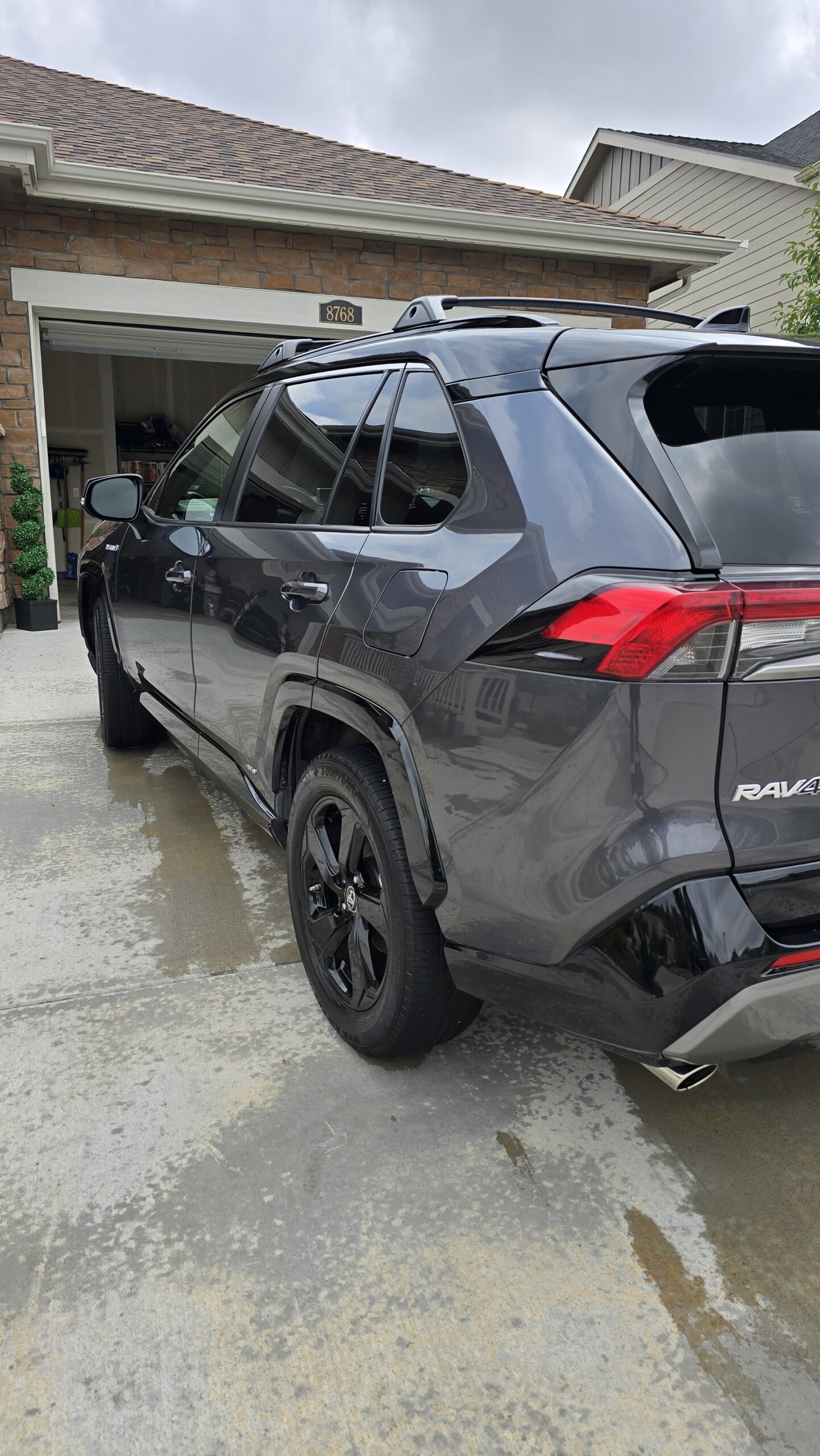 Clay Bar Treatment: Pros, Cons, and Effects on Your Vehicle